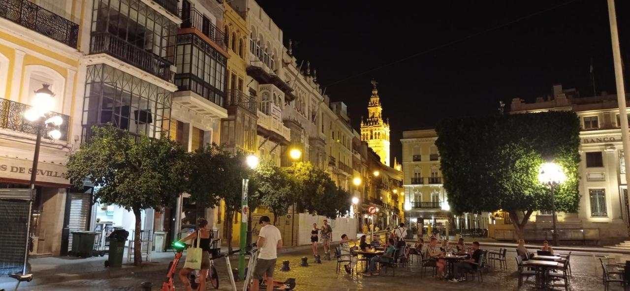 Ferienwohnung Apartamento Casco Historico Con Atico. Sevilla Exterior foto